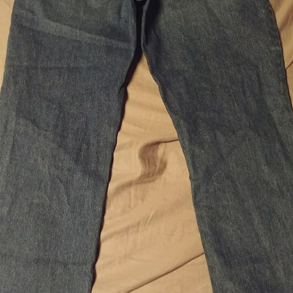 Old navy regular jeans - Picture 2 of 2
